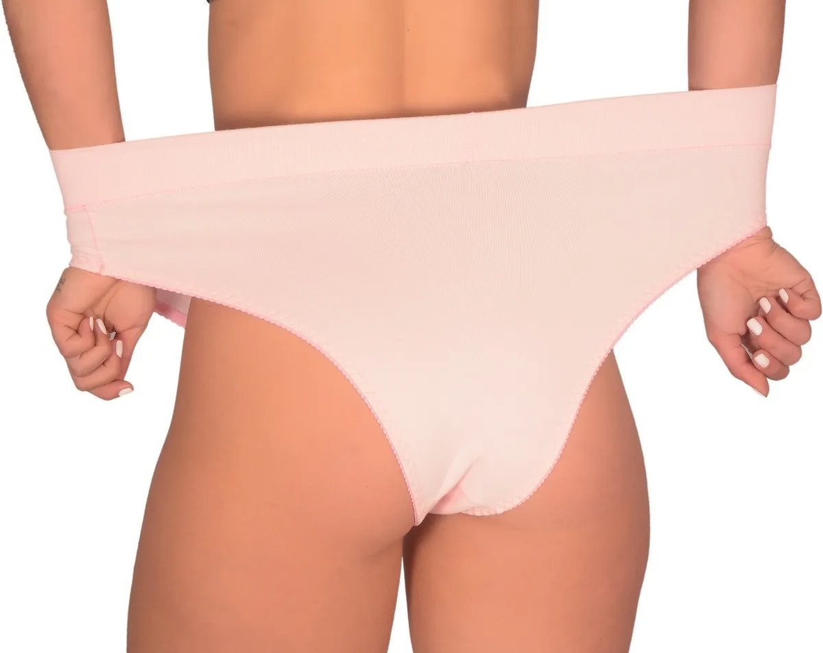 o anúncio fala que a modelo está vestindo a calcinha plus size
e as fotos são assim????????????????????????????????????????????????????????????????????//////////