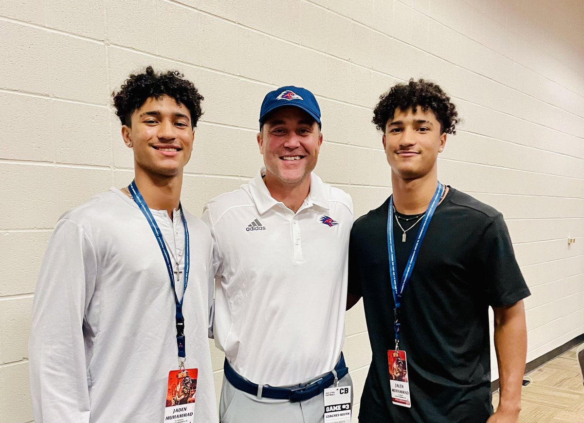 jalen_muhammad's tweet photo. Thank you @UTSAFTBL for having me! 5-0! S/o the coaching staff for their wise words.
#leadership #BirdsUp 🤙
@UTSARivals @UTSAAthletics https://t.co/87j5UV99Zq