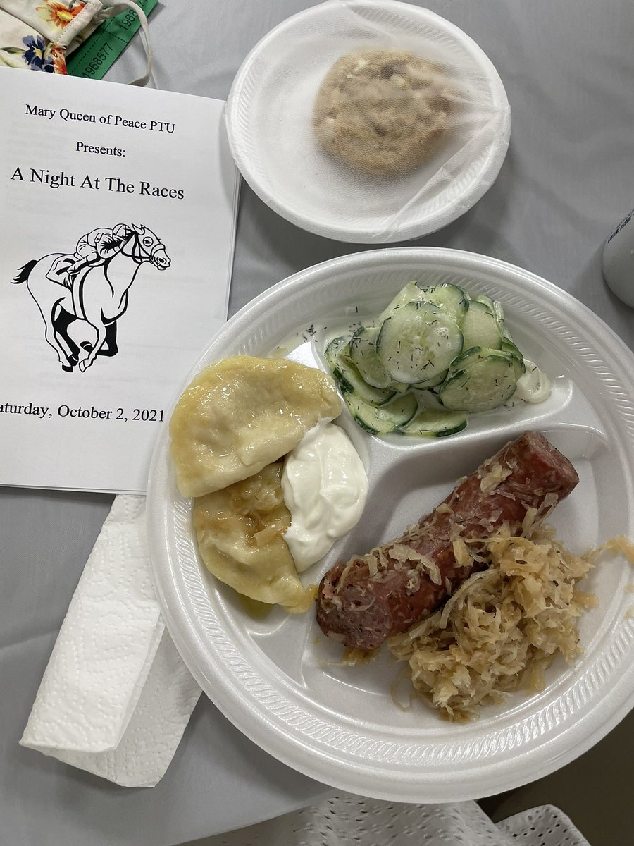 KateWarrenCLE's tweet photo. Capping off a good day with a very fun Night at the Races at Mary Queen of Peace! (Did not get very lucky, but the night isn’t over yet!) https://t.co/Lux3ze054z