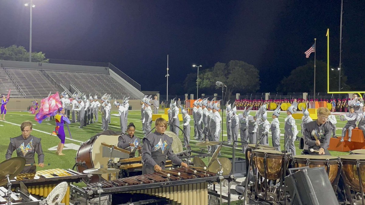 HEBMarching's tweet photo. A magnificent show from the Marcus Band! #hebmarching https://t.co/BdvtWaKafl