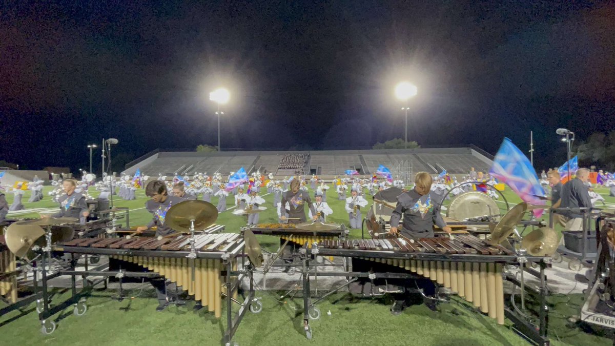 HEBMarching's tweet photo. A magnificent show from the Marcus Band! #hebmarching https://t.co/BdvtWaKafl