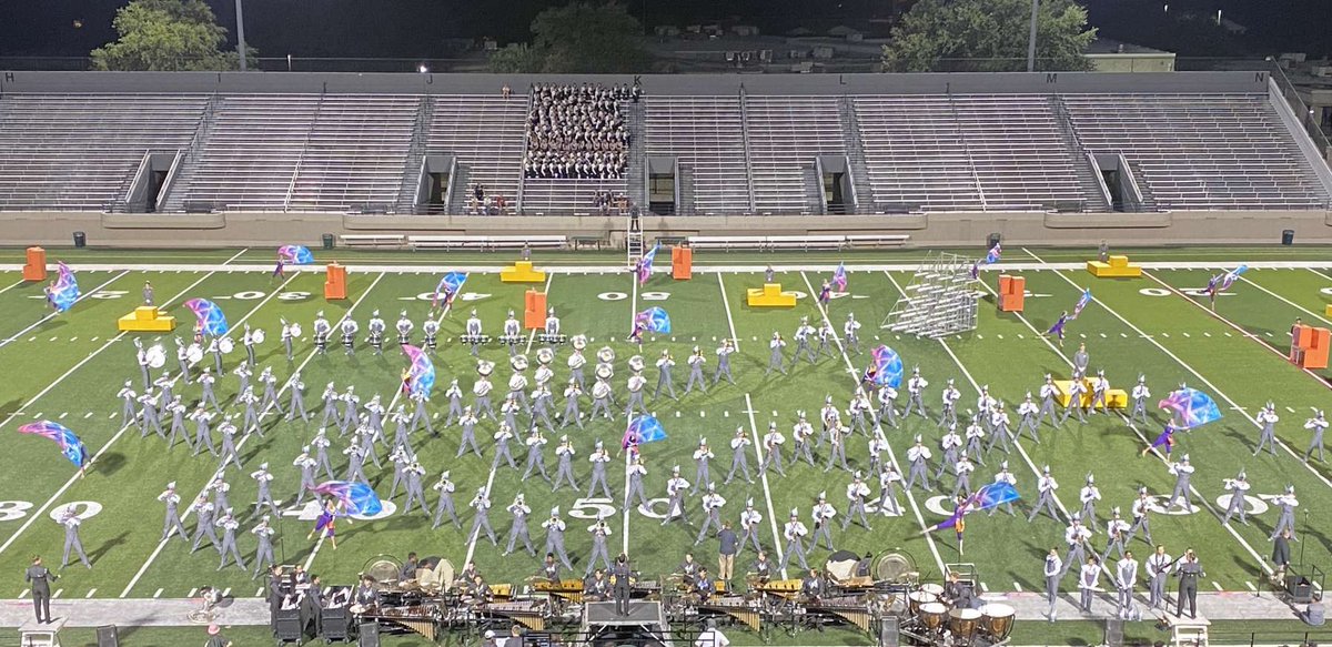 HEBMarching's tweet photo. A magnificent show from the Marcus Band! #hebmarching https://t.co/BdvtWaKafl