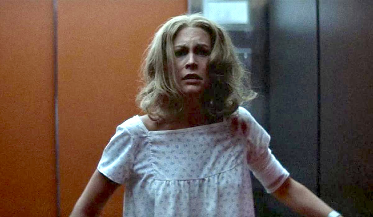 EugWSerra's tweet photo. On October 30, 1981, Halloween II slashed its way into theaters! #Halloween2 #JamieLeeCurtis #DonaldPleasence #DickWarlock #LanceGuest #Fangoria #Fangoria15 #PamelaSusanShoop #LeoRossi #TawnyMoyer #GloriaGifford #NancyStephens #CharlesCyphers #RickRosenthal https://t.co/i2F2Aiqkt0