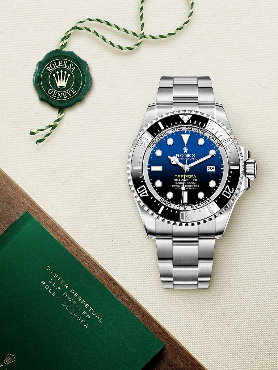 GundersonsJewel's tweet photo. The watch that conquered the deep. 🌊

The Rolex Deepsea in Oystersteel, 44 mm case, D-blue dial, Oyster bracelet. #Rolex #RolexDeepsea #OMGundersons https://t.co/TfocmlsVma
