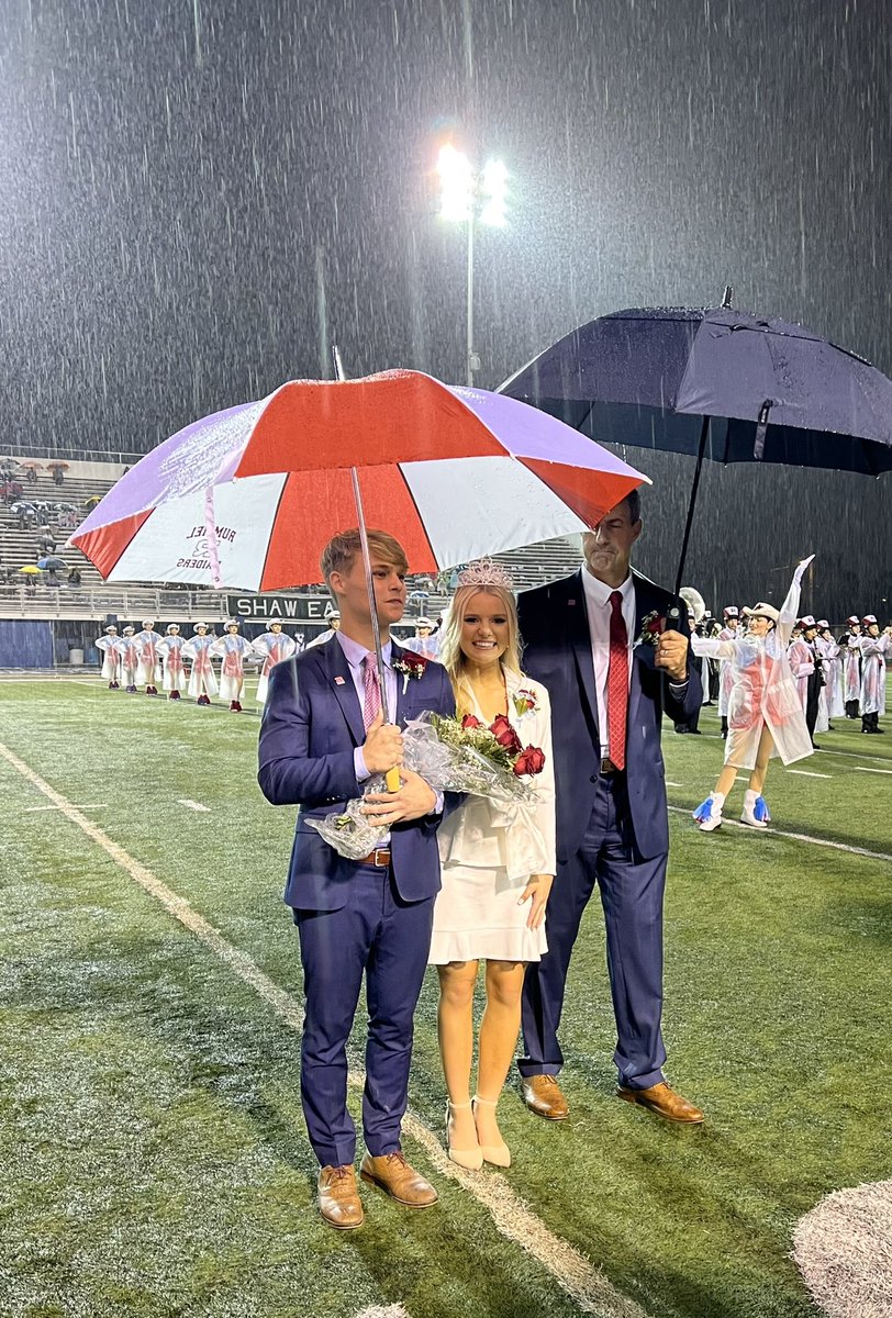 ArchRUMMEL's tweet photo. The rain didn’t stop us from crowning our new Homecoming Queen this evening! 

Congratulations to this year’s queen Addison Arceneaux, pictured here with her proud brother and Raider Alumnus, Blake Arceneaux ‘20. 

#homecoming2021 https://t.co/6CT8JuRdle