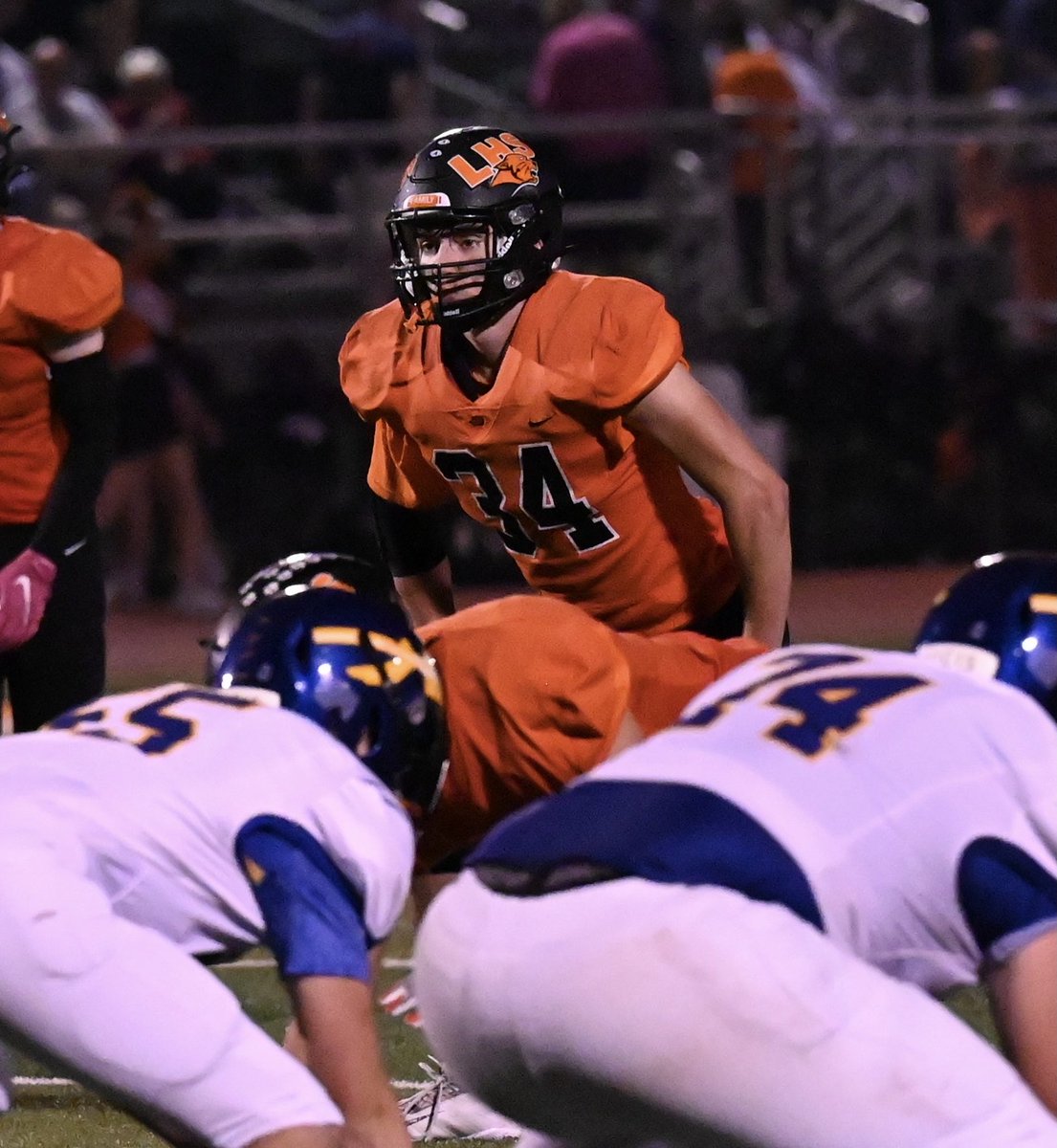 Reflections to LHS loss vs Lake Forest High last night: 1) playing Mike &amp; Will as LB is harder than I thought, 2) I must react faster to the direction of the ball when the O-line is pushing the opposite way! #DesireToLearn ⁦<a href="/DeepDishFB/">DEEP DISH FOOTBALL</a>⁩ ⁦<a href="/Bryan_Ault/">Bryan Ault - Midwest Scout</a>⁩ ⁦<a href="/EDGYTIM/">Timothy “EDGYTIM” OHalloran</a>⁩