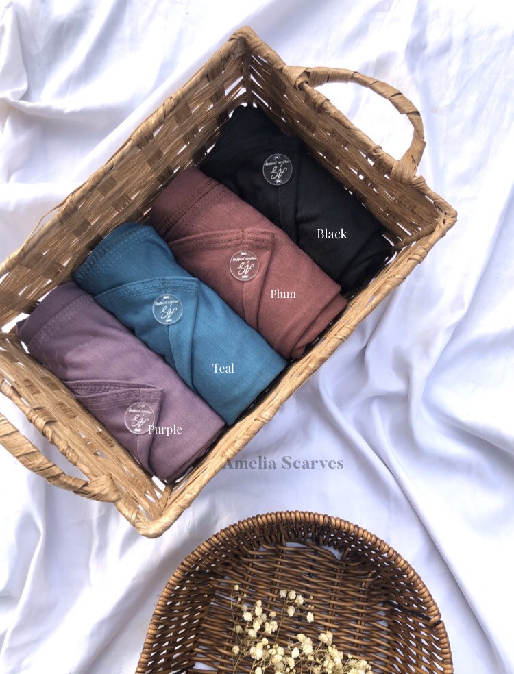 ameliascarve's tweet photo. FATEMA SAOK
Material : Cotton viscose
Price :
SIZE S : RM13
SIZE M : RM17
EARLY BIRD
▫️SIZE S : RM12
▫️SIZE M : RM16
▫️VALID : 3/10 - 4/10
‼️actual color might differ slightly due to lighting‼️
#tudungsarung #saok #souk #tudungmurah https://t.co/CVeFXP0sfR