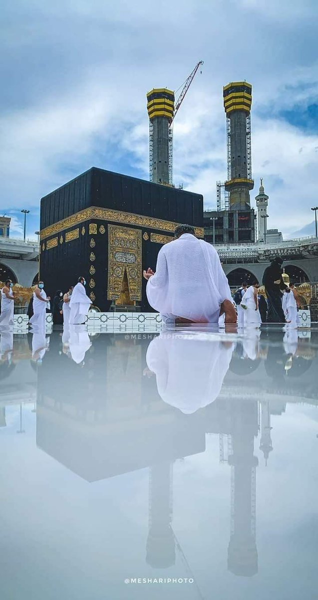 raza_0184's tweet photo. السَّلاَمُ عَلَيْكُمْ وَرَحْمَةُ اللهِ وَبَرَكَاتُهُ🍁

मेरी औकात इस क़ाबिल तो नहीं कि मैं जन्नत मांगूँ या रब,
बस इतनी सी दुआ है की मुझे जहन्नम के अज़ाबो से बचा लेना।

🌺#आमीन_या_रब्बुल_आलमीन🌺
#urserazvi https://t.co/WL56GEPQ29