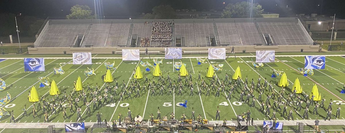 HEBMarching's tweet photo. Well done Southlake Carol! #hebmarching https://t.co/qc5wHQHF0x