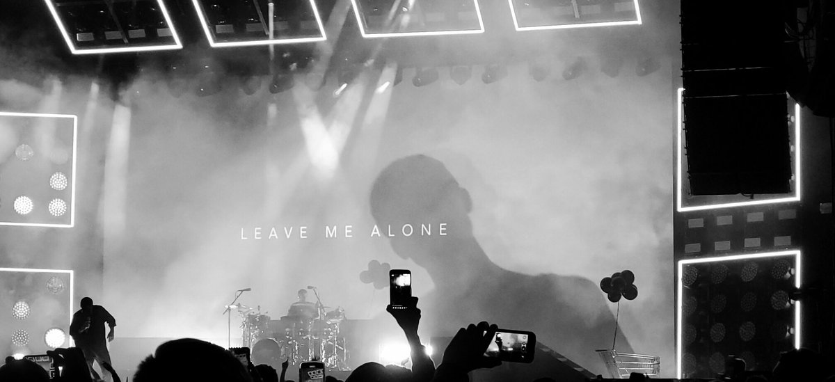 imandiab203's tweet photo. @nfrealmusic @NFrealstats @IsaacTheNFFan @tommeeprofitt @Bridge_FIT https://t.co/vhqnsIUveN