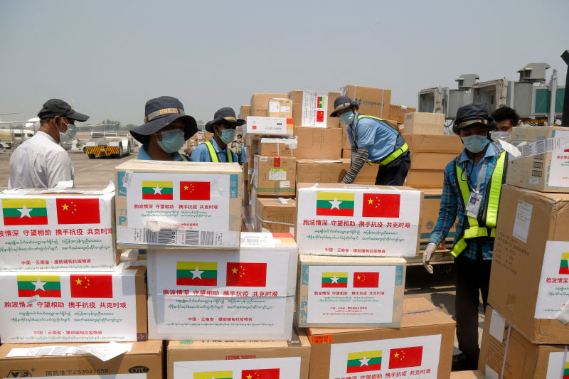 MizzimaNews's tweet photo. #Myanmar struggles with #COVID-19 cases as #China sends #medical aid | Mizzima Myanmar News and Insight https://t.co/7h2sMJhBiC
-------------------------
Please support Mizzima Media sustainability by clicking the link to donate - https://t.co/trfff3WHYG https://t.co/Kbf1ZwvkMr