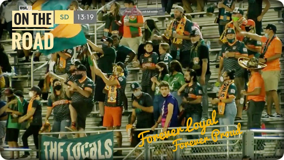 Rainbow_Loyals's tweet photo. Halftime  @SanDiegoLoyal  2 -vs- Zero @LAGalaxyII  
On The Road #SanDiego -Vs- #GalaxyII  
#TogetherSanDiego #LoyalFamily Para todos nosotros
🇺🇸 #ForeverLoyal 👈⚽️👉 #ForeverProud 🇺🇸
#USL Soccer @SdLandon Pacific Division #2 #USA
#RainbowLoyals ⚽️ #TheLocals #ChavosdeLoyal https://t.co/UJ75n6mjWg