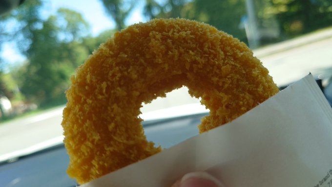 セブンイレブンのじゃがバターリング コスト削減では と疑われてしまう 穴はセブンの闇 まとめダネ