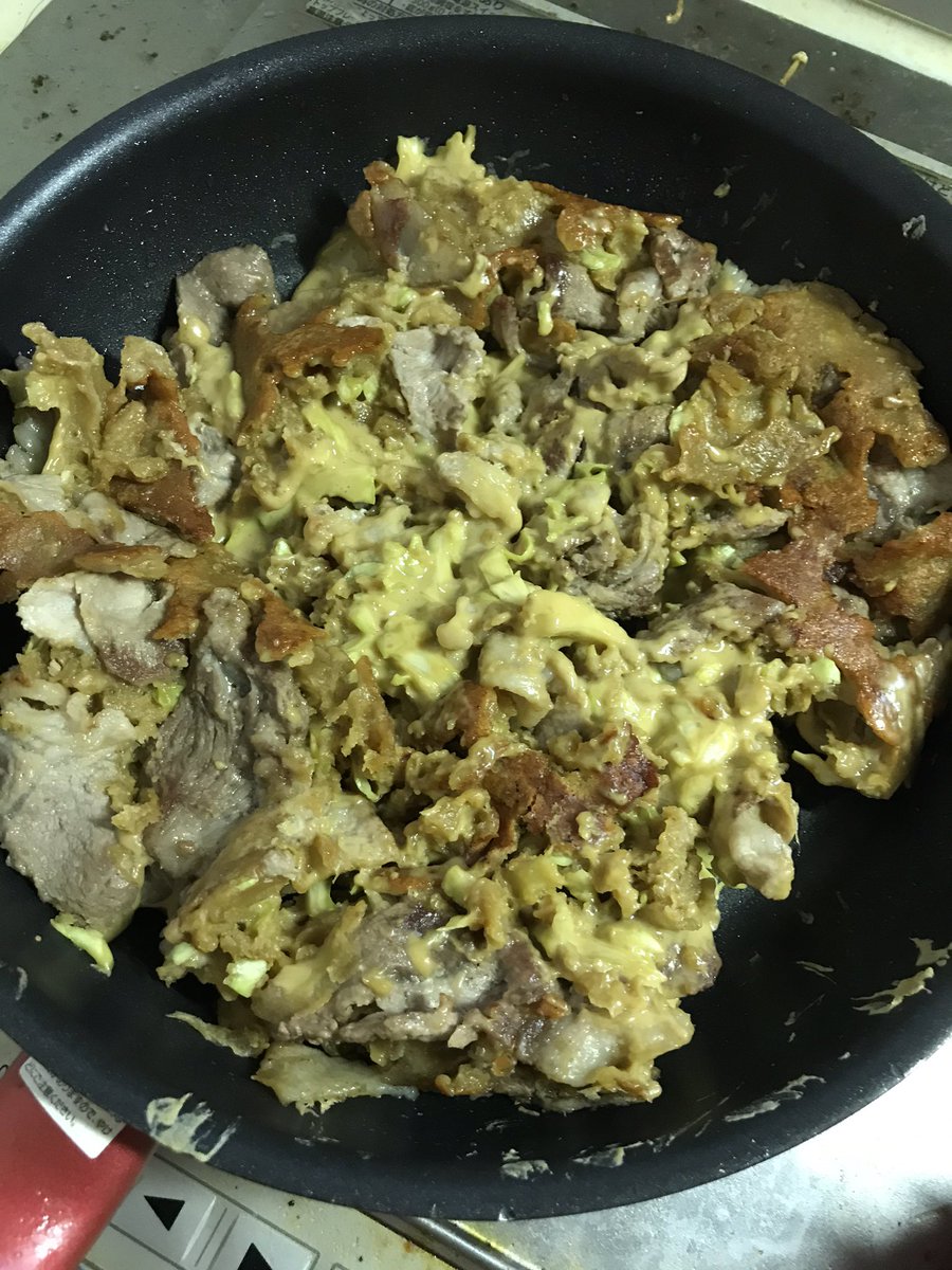 #10月になったので自己紹介
よく描き、よく遊び
お好み焼きを失敗します 