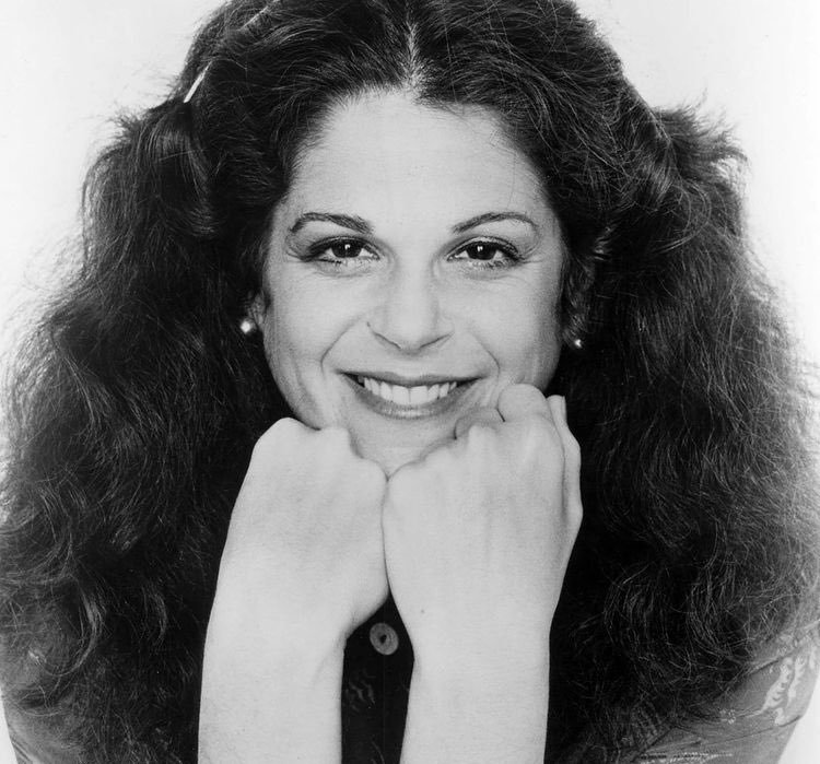 StephanieSidley's tweet photo. I just finished the documentary, Love, Gilda and I’m so disappointed SNL is having Kim Kardashian host next week. It’s such a f**k you to all women comedians/actors/musicians with actual talent. 

#SNL https://t.co/Q1me0WbIVK
