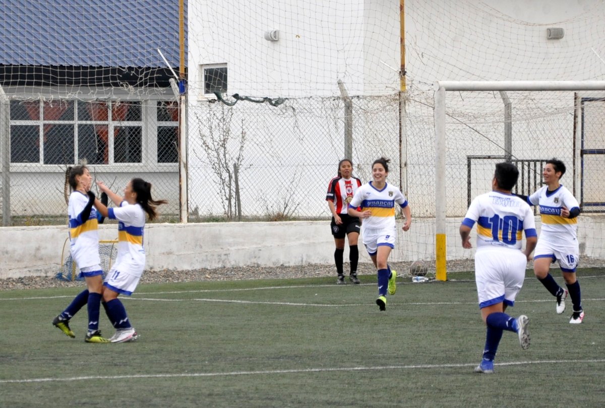 Belgranodesquel's tweet photo. FUTBOL FEMENINO
Inmejorable arranque de torneo para "Las Patronas" que esta tarde se despacharon con una goleada de 8-0 ante Independiente.
@RickyWalsh20 @srgesquel @Maxi_Fernandez_ @LaPortadaDiario @ElChavoEsquel @RED43info @PaolaSoto78 @rociocordero87 https://t.co/2Xi1aS2JMf