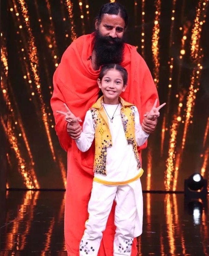 Florina_cute's tweet photo. Vote maximumπ€
#VoteForFlotus #superflorina #flotusforthewin #SpiritualSunday
#teamflotus #superdancerchapter4 #voteforflorina
#florinagogoi #flotus #tusharshetty #TeamFlotus #flotusarmy #florinagogoi #SuperDancer4 #SDC4
#SemiFinalEpisode #SonyTV #SonyLIV #Assam #india #bollywood https://t.co/MWW61S1Clj