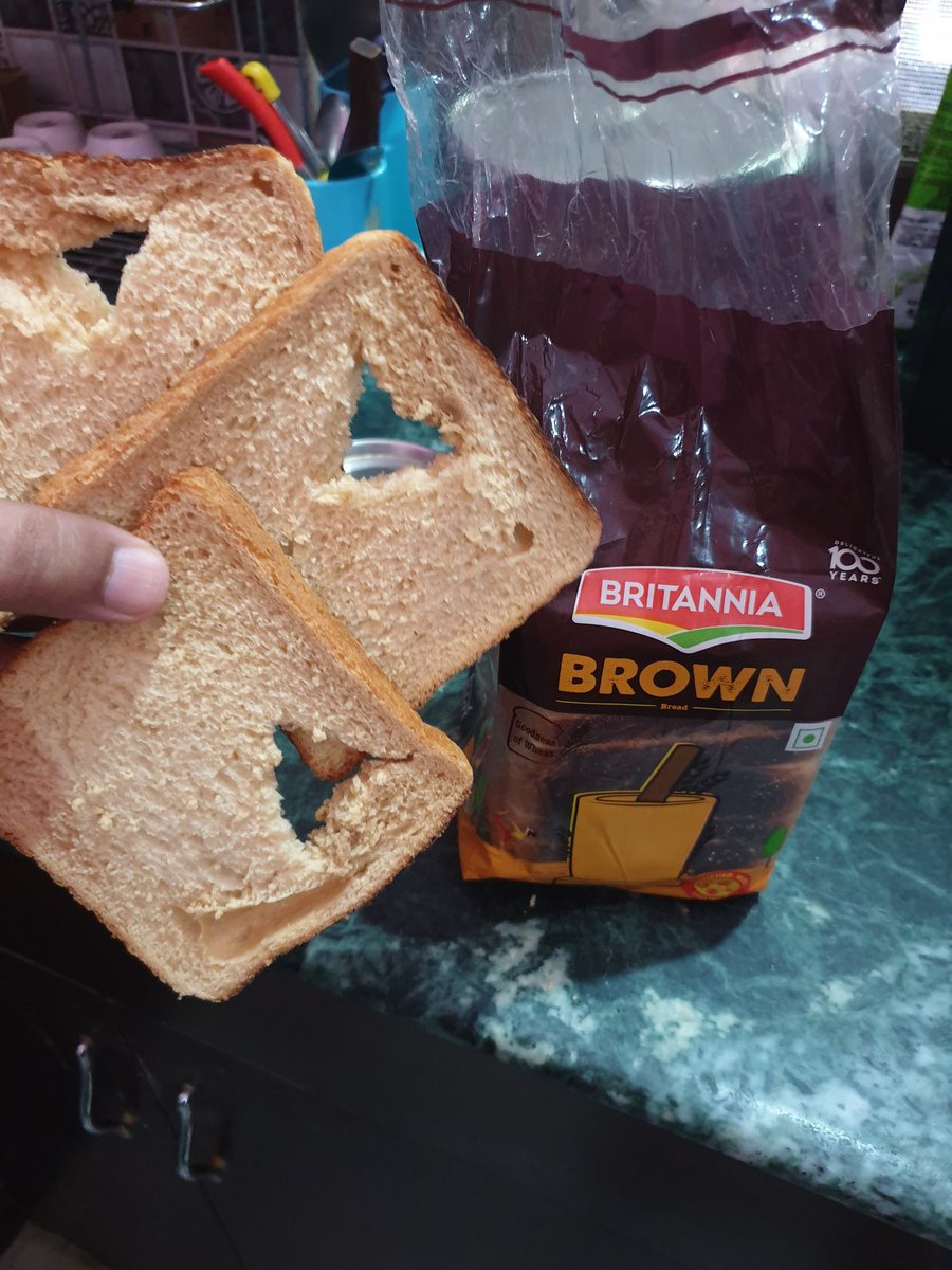 gangwar_91's tweet photo. What's the quality control department doing? Are they sleeping or what? This is second time in a row I've got your breads like these. @BritanniaIndLtd @VarunBerry https://t.co/FtlcsFoP2e