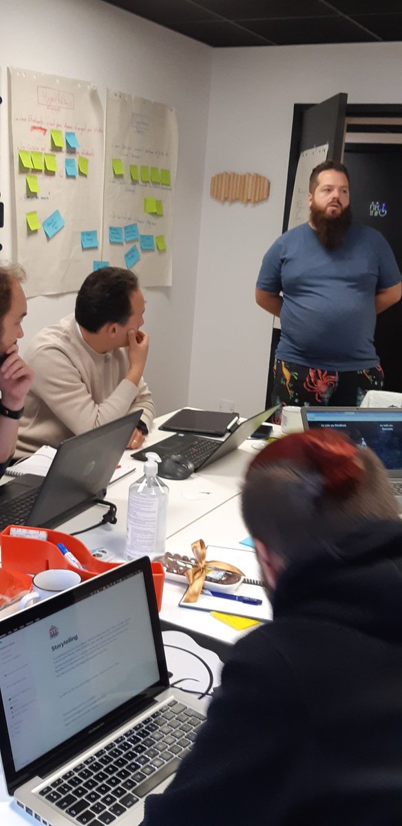 [Moment clé] un #mentorat au top sur le #pitch avec <a href="/waxzce/">Quentin '🐧' ADAM</a>. Une richesse pour l équipe #bienveillir