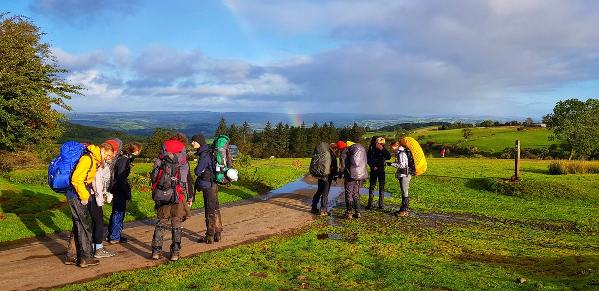 Backwell School D of E tweet media