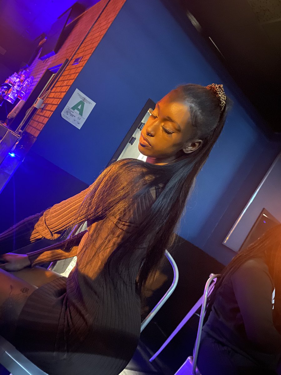 kichdix's tweet image. Twitter folks don’t like nothing !! Lmao but I felt cute 😘