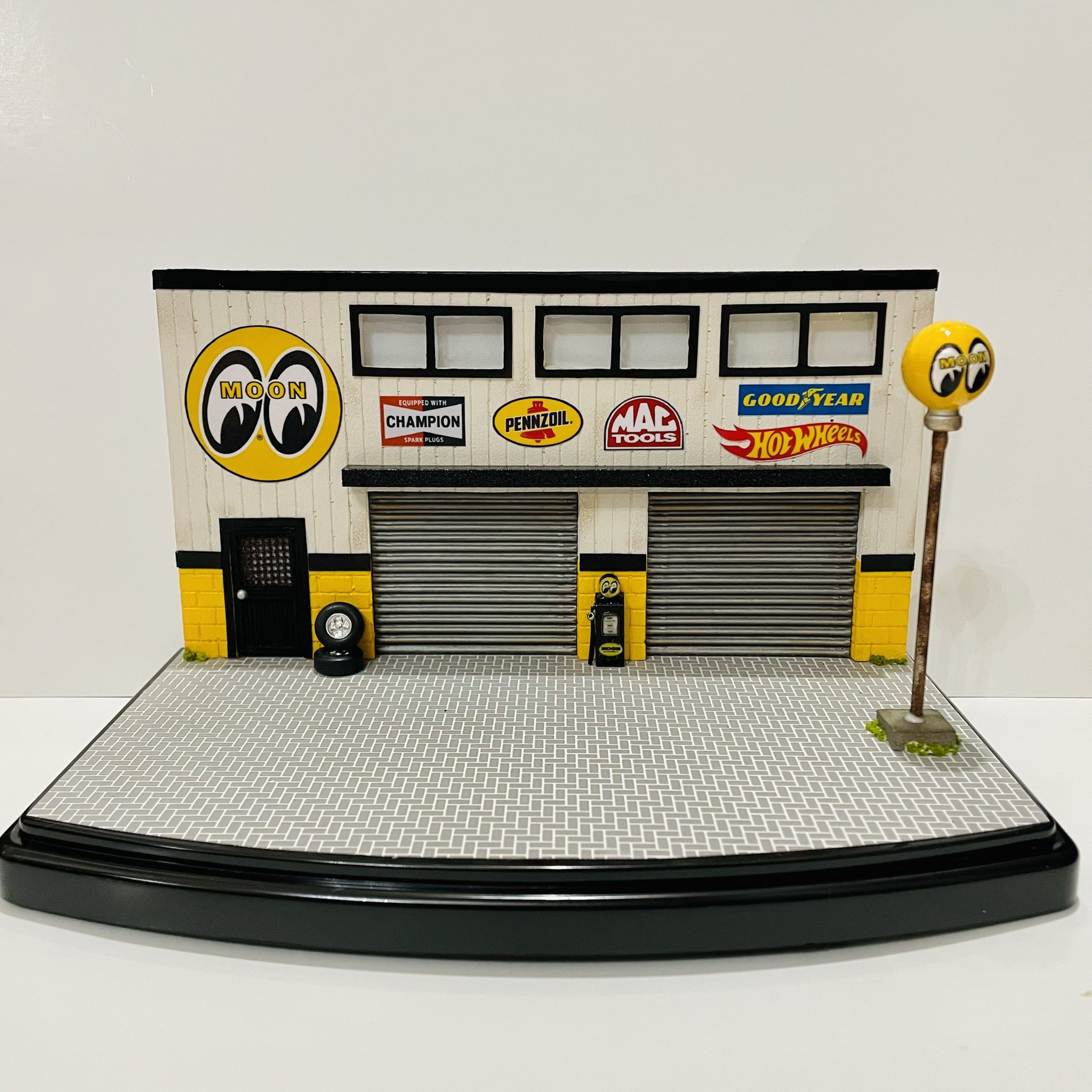 ホットウィール☆DIORAMA 雑貨屋MC☆BASE on X: 