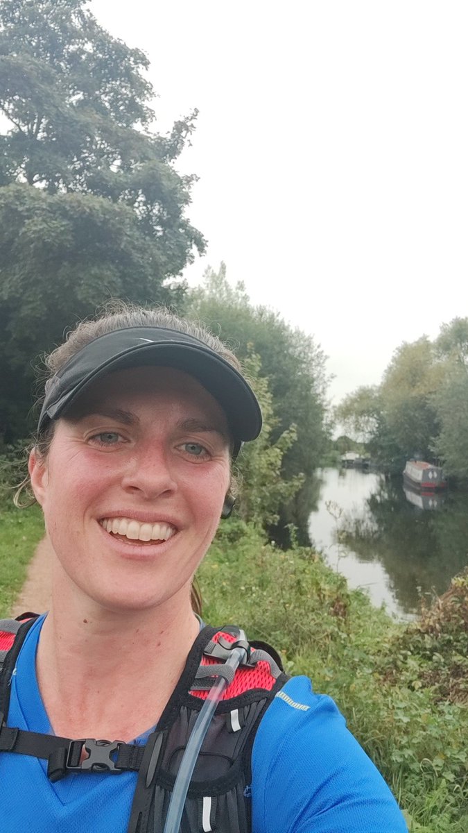 Thanks <a href="/LondonMarathon/">TCS London Marathon</a> for this amazing app! Loved hearing the bag pipes at 15k up here running along the river cam 🎉#weruntogether no matter where our 👣are 🌍