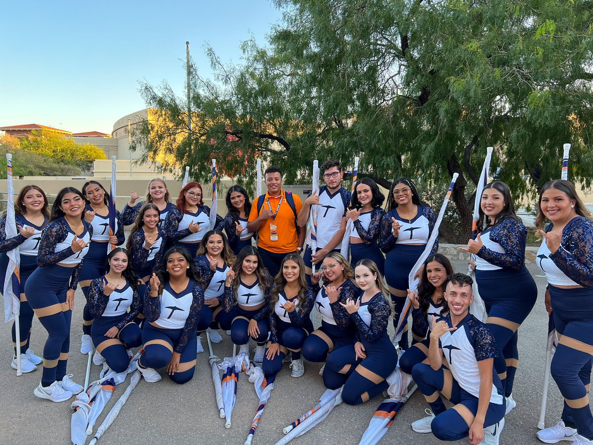 UTEPDiamonds's tweet photo. #PICKSUP FOR A MINER VICTORY!!! 4-1
@UTEPBands @UTEPSpiritCrew @UTEPDanceTeam @UTEP @UTEPPresident @UTEPCheer @UTEPAthletics
#utepdiamonds #utepbands #utepdanceteam #utepcheer #utepspiritcrew #utepspirit #strongerthanever #utepminers #minernation #weareminers #elpaso https://t.co/vX7IXfTgeL