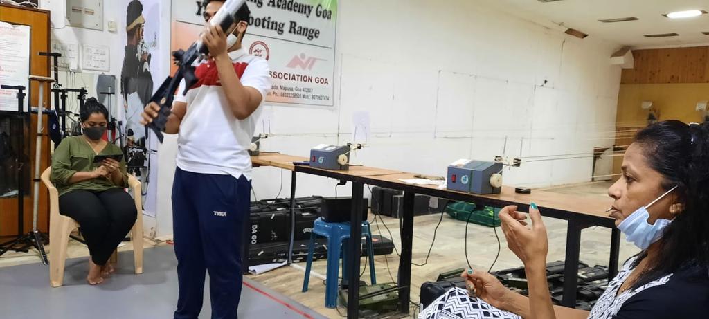 PrakashWKamatPK's tweet photo. 2nd consecutive Sunday.Back to Yash Shooting Academy,Goa at Karaswada,Mapusa Goa with our Spl-ability shooting trainees. 
Under d guidence of Bhageshri Padloskar,head of Academy&amp; coach-trainer along wid @YPadloskar,trainer-coach.
@avelinodesa President @goadisability @kunalone https://t.co/k5I0LtGgRv