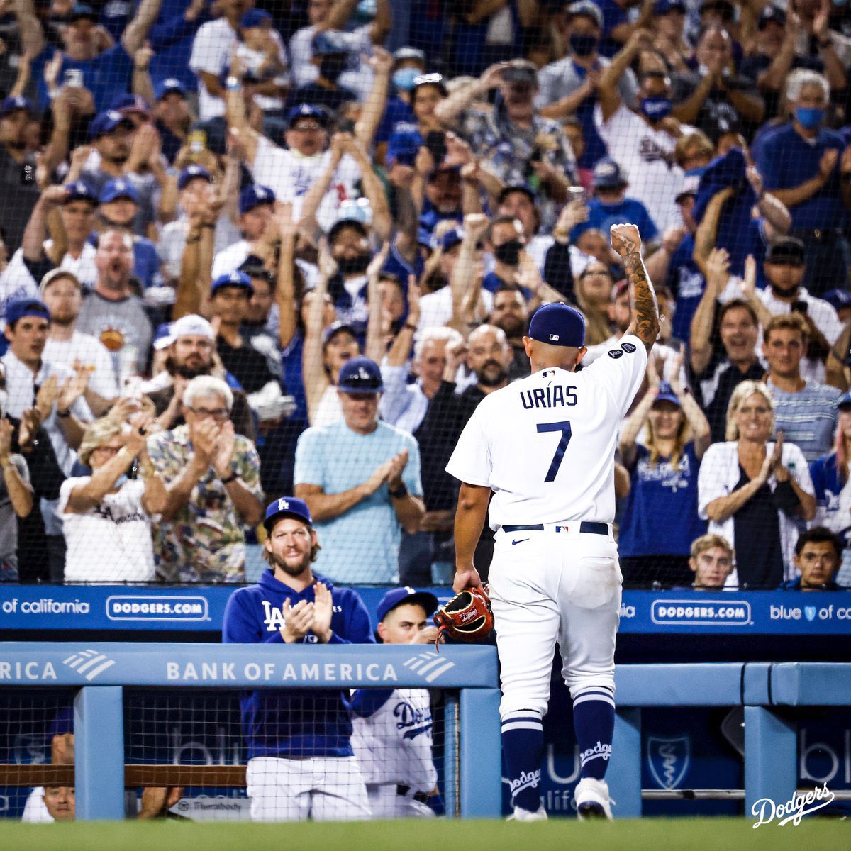 ElRecodoOficial's tweet photo. ¡De Sinaloa para el mundo! 
Felicidades #JulioUrias por hacer historia tras conseguir 20 victorias con  @LosDodgers en la temporada, y ser el lanzador con más triunfos en la MLB de esta temporada y el cuarto mexicano en la historia en lograrlo.  ¡Que orgullo chingado! 🔥 https://t.co/u2V0PfrSNR