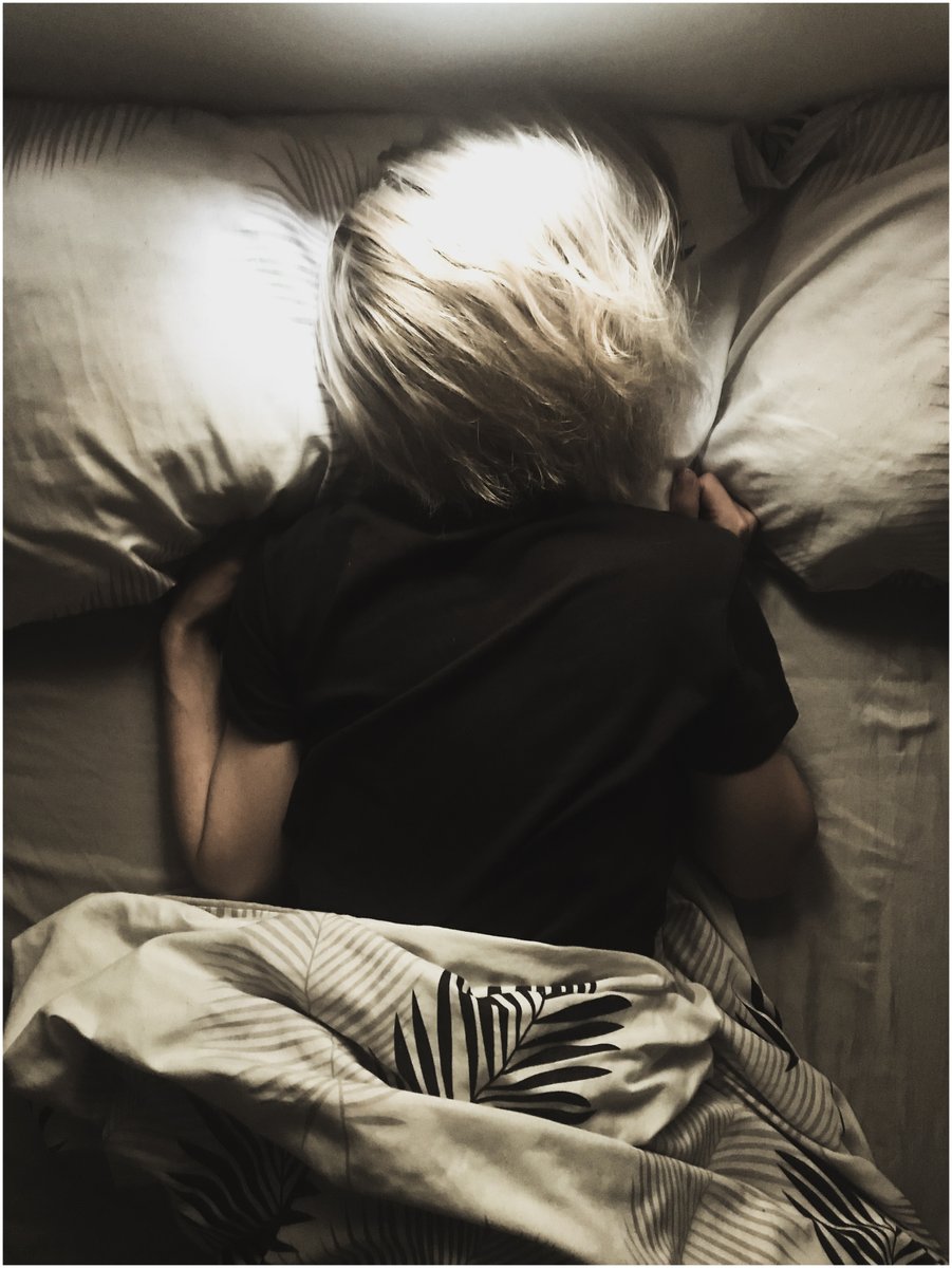 Pazanado's tweet photo. 'Dreams'
#photos #photograph #photographylovers #photographysouls #photographyislife #photographyislifee #photograpy #mobilephotography #shotoniphone #night #girl #woman #girlfriend #sleeping #sleep #girls #mañana #bedding #girlies #dreams #blonde #sweet #home #home #sunset #god https://t.co/8QMu3cvqs7