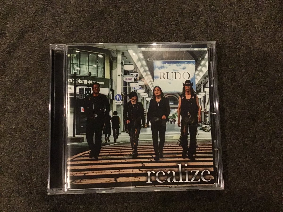 RudoOfficial's tweet photo. 新しいアー写です‼︎
宜しくお願いします😊

2ndミニアルバム「realize」発売中‼︎ https://t.co/DNNFMS7Mh3