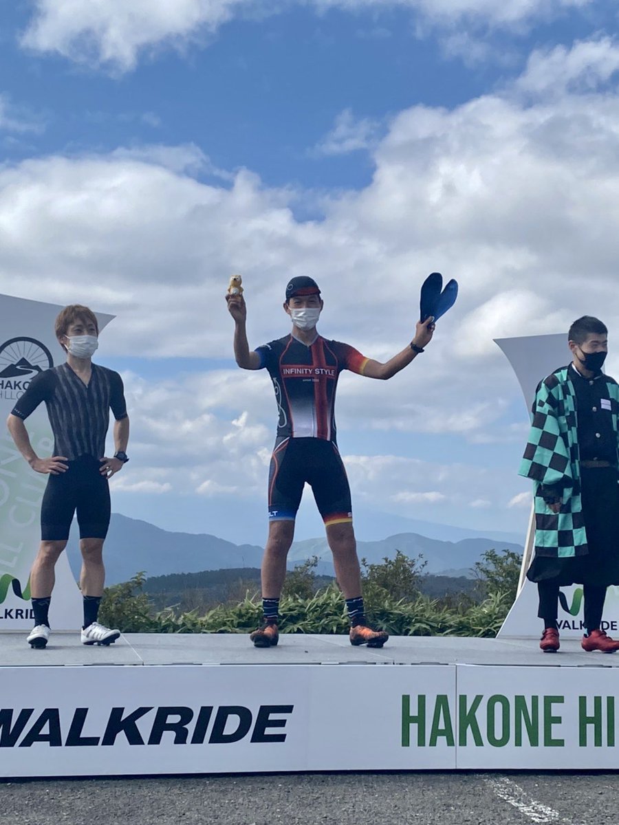 Curranger1012's tweet image. 無事下山し、終了🙋‍♂️ほんま2位の土屋さんが強くて、勝てて良かった😭チームやいつも練習してくれてる方々のおかげで年代別優勝できました！！🏆これからもよろしくお願いします🤗

#INFINITYSTYLE
#reveインソール
#ガレリア神戸