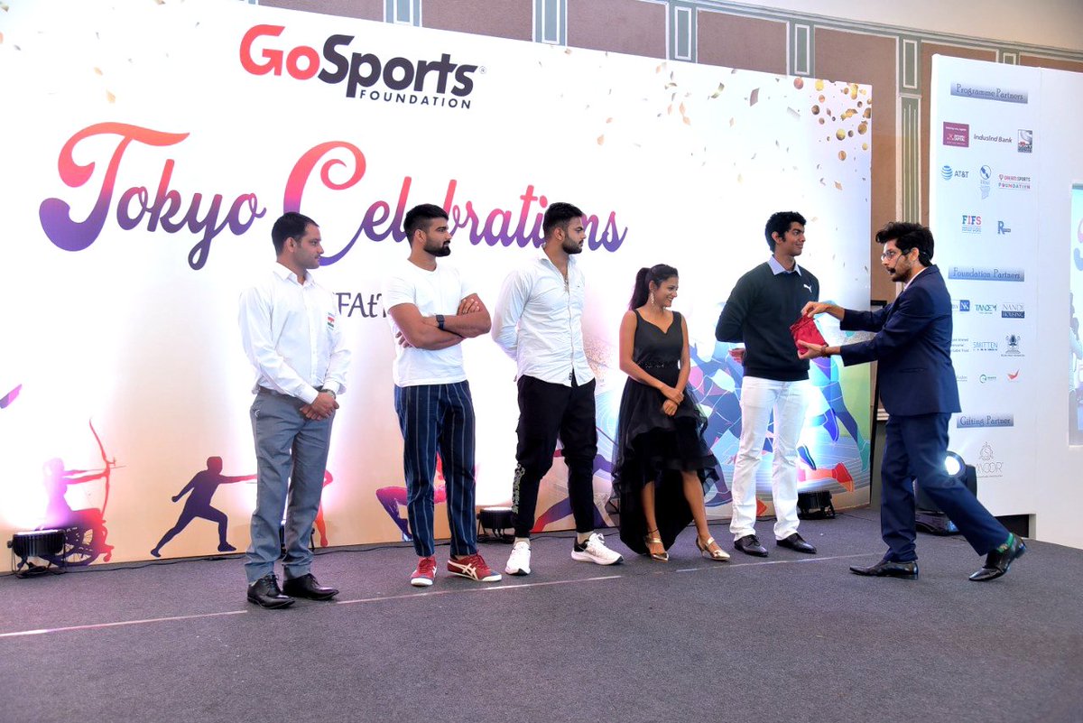 Felicitation event organised by <a href="/GoSportsVoices/">GoSports Foundation</a> for Tokyo Olympians and Paralympians where I met the Legend himself.Mr.Rahul Dravid sir felicitated me. The program was amazing . Got a chance to be a part of magic show done by mr. <a href="/NeelMadhav4/">Neel Madhav</a>. #memorablenight