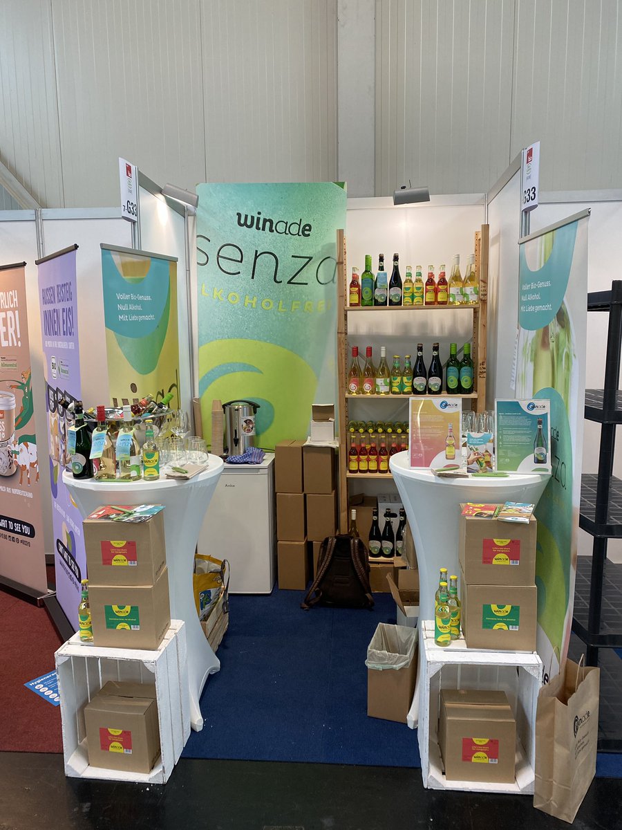 WSenza's tweet photo. Kann losgehen: #winade @biosued #alkoholfrei #bio #wein #senza #genuss https://t.co/3QUMn2Lrk6