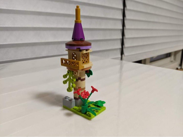 SPP_lego's tweet photo. 4x6プレートチャレンジ
これはなかなか自信作
ラプンツェル の塔

#LEGO #レゴ https://t.co/aVchsPxawH