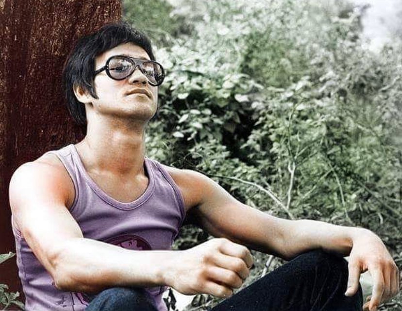 brucelee's tweet photo. Under the sky, under the heavens, there is but one family. https://t.co/ULQdcfghuH