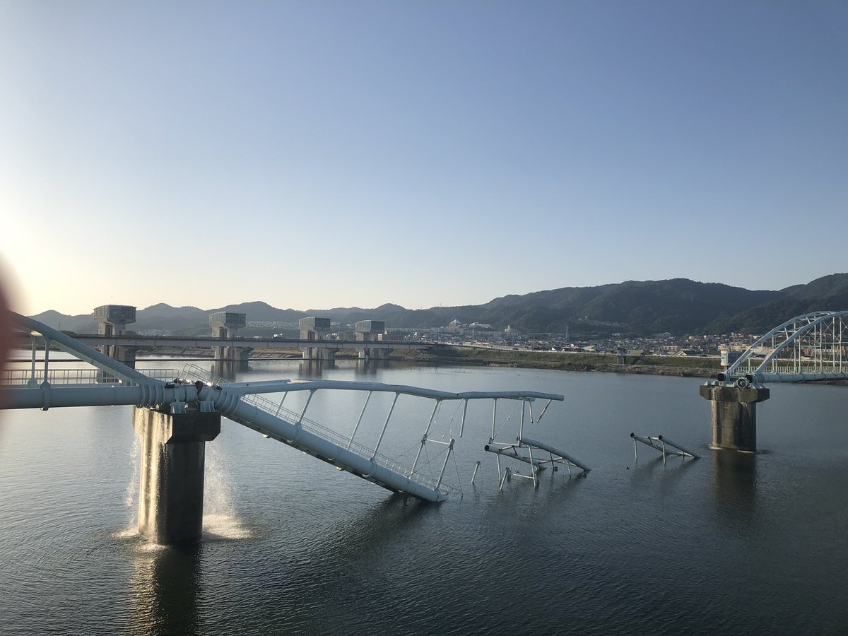 【事故】和歌山市北部 紀の川 六十谷水管橋が崩落! 水道からは濁った水 市北部で断水の可能性まとめのカテゴリ一覧いろいろまとめbeansについて関連サイト一覧