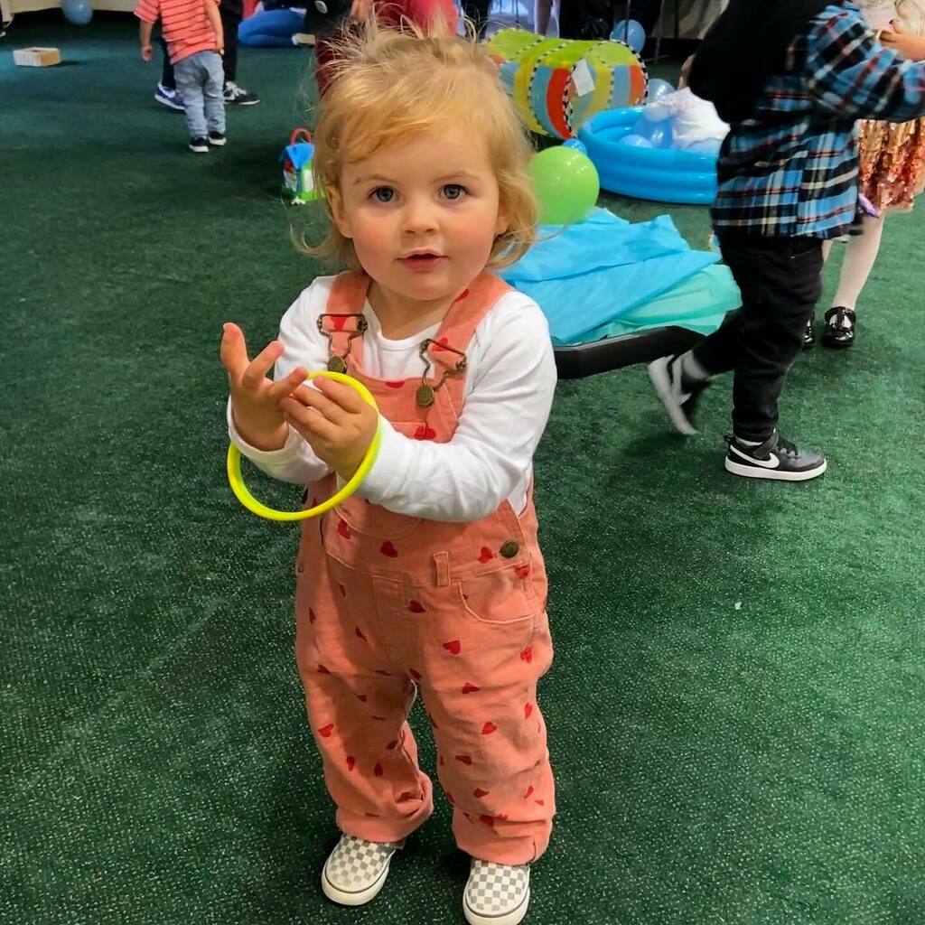 MrsUrbanGiant's tweet photo. P A R T Y 
No food photos yesterday as we were at a party 🎉 Bea loved celebrating Will’s second birthday. Thank you for inviting us @eyrek 

#party #secondbirthday #tallteacher #swsupport #targetmember #MrsUrbanGiant #Boldmere #slimmingworld #foodopt… https://t.co/MeQdaJs72F https://t.co/zzZqEMh0vx