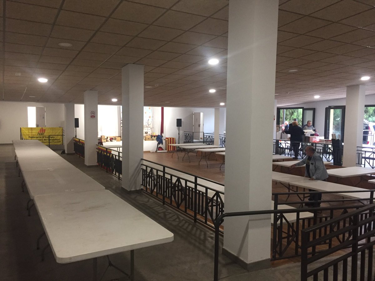 Enllestint la trobada del Grup Cavall Bernat al Bruc. 
Comptem amb 240 inscripcions per compartir els nomenaments de cavallistes i un bon àpat!
<a href="/AjElBruc/">Ajuntament del Bruc</a> <a href="/FEEC_cat/">FEEC</a> <a href="/PontdeMahoma/">El Pont de Mahoma</a>