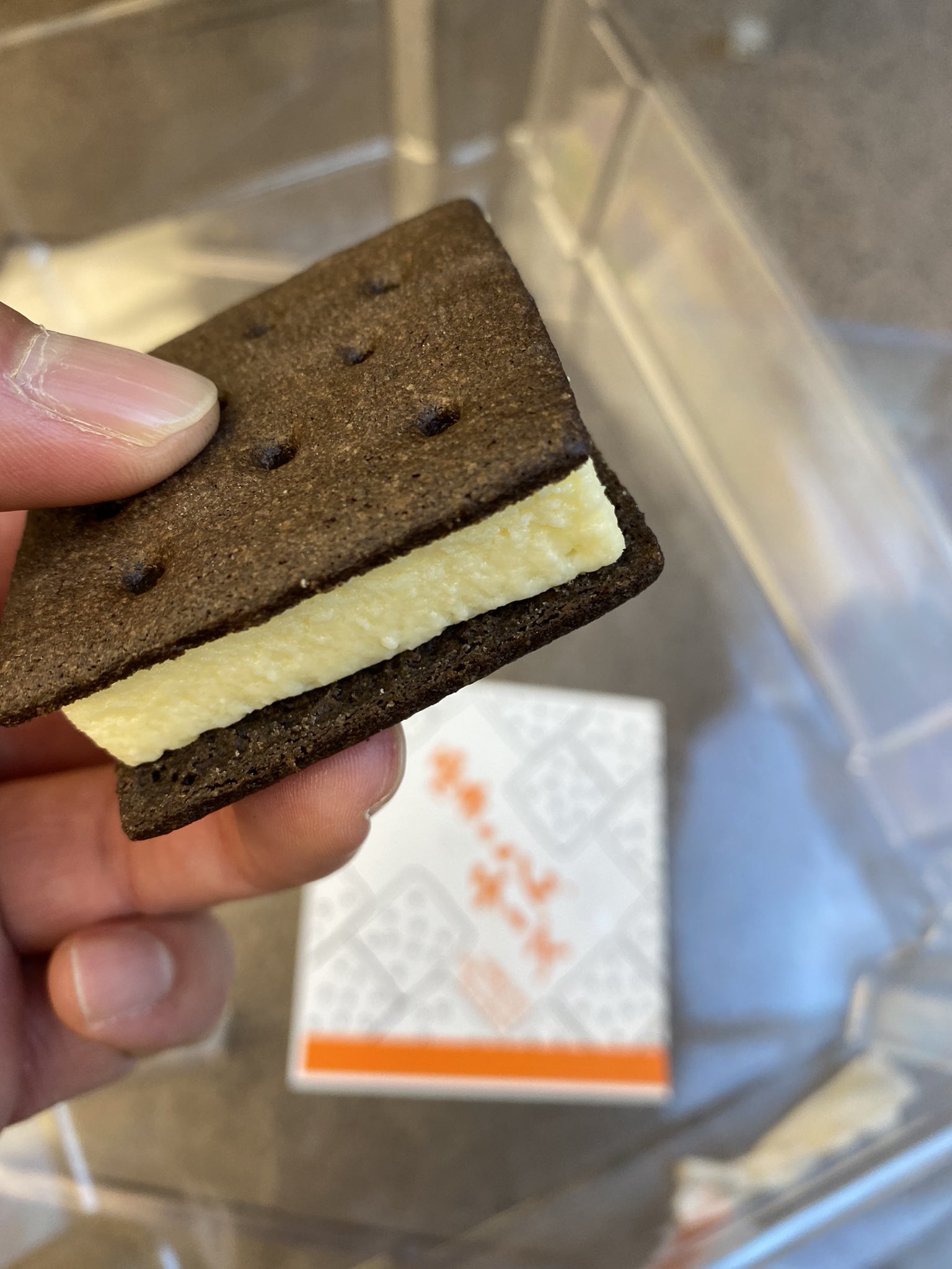 喜名 雅 テューバ 六花亭のバターサンドアイスと雪こんチーズ美味しい 六花亭 札幌本店 Kバレエ シンデレラ T Co Pngdeo3ei9 Twitter