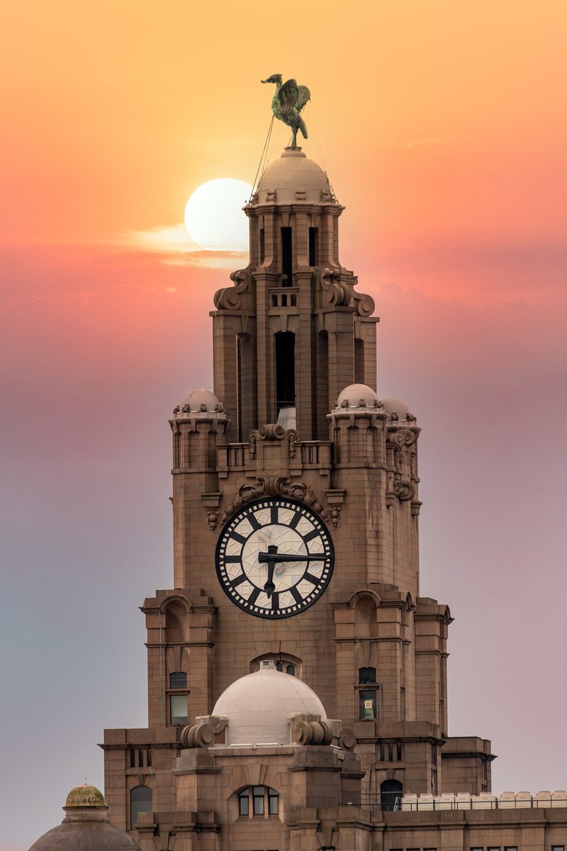 New Competition.
RT and follow (if you haven't already) for a chance to win this 12 x 8 inch Sunset over the Royal Liver Building, #Liverpool print. The draw will be on Sunday, 10th October.