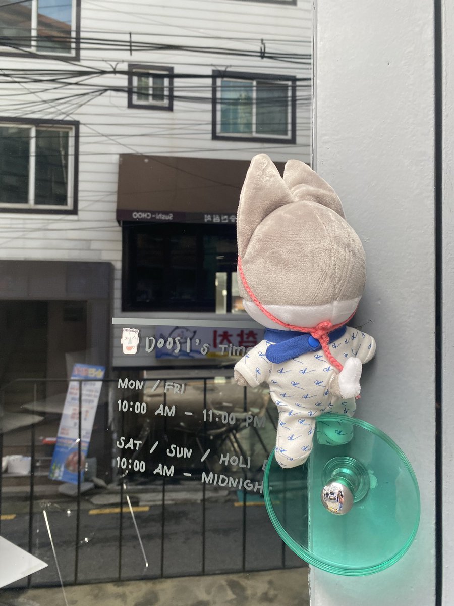 revan0325's tweet photo. 찬이 생카갔어요💗
카페 두시 진짜 너무 이쁘고.. 팟칭포카랑 특전 받아서 너무 행복했습니당 ㅠㅠ
#I_AM_2FOIVE
#뭘해도_넌_괜찮아_여기_아지트로_모여 https://t.co/664zSpVG1i