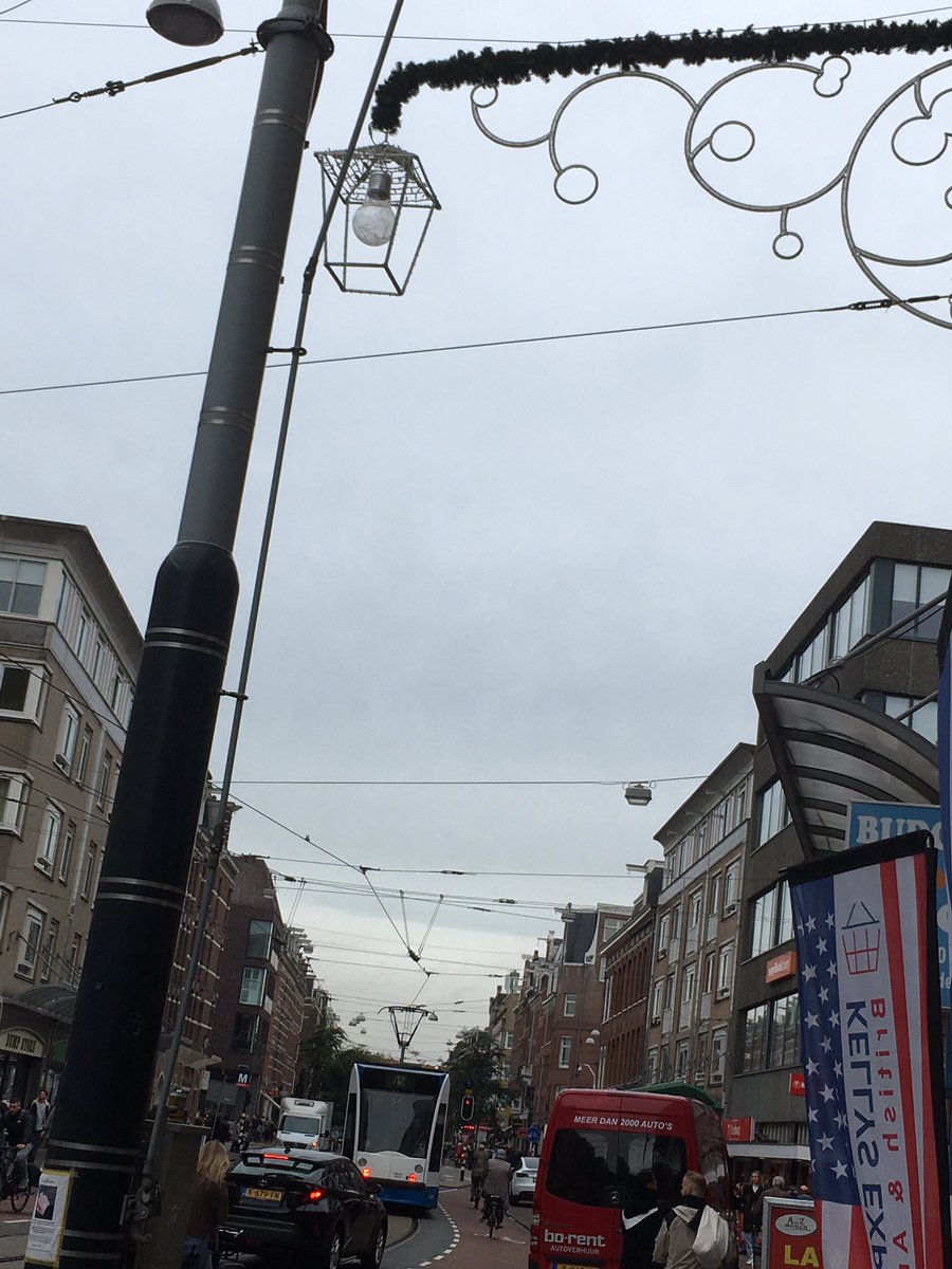 ComedyTheaterindeNes tweet media