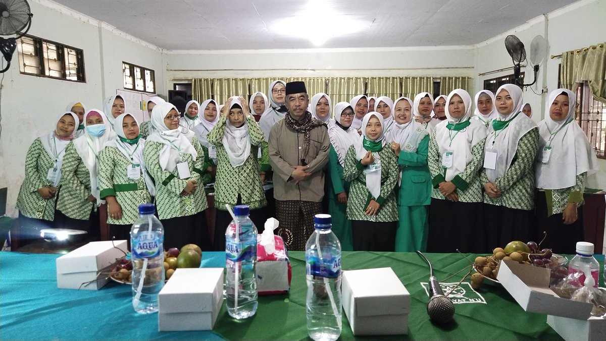 Sinergi Bersama jajaran Ancab dan Ranting Fatayat Kec Bruno Purworejo.
<a href="/yusuf_ch/">M Yusuf Chudlory</a> <a href="/cakimiNOW/">A Muhaimin Iskandar</a> <a href="/Sukirman_Kir/">Sukirman</a> <a href="/abdillah_sarif/">Sarif M Abdillah</a>
