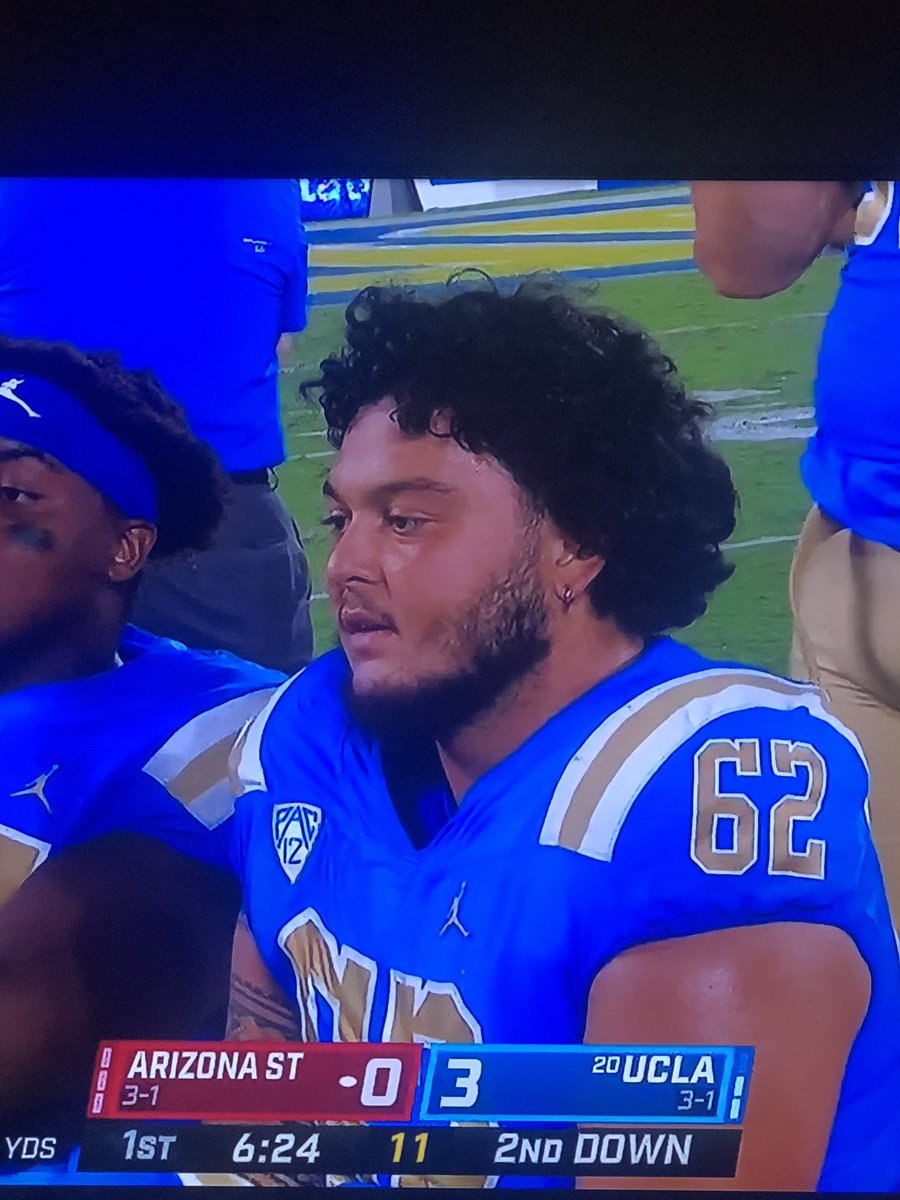 Komprezer's tweet photo. @funnyfelipe didnโt know you played at UCLA? #notfelipe https://t.co/PkXtl0WgUv