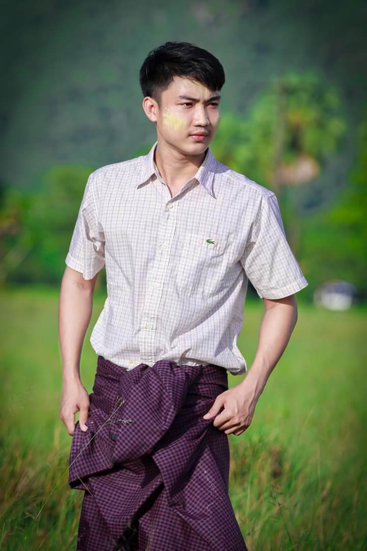 KoAungChit4's tweet photo. အားလုံးကိုယ္လြမ္းေနတယ္ေနာ္😍😍😍 https://t.co/wL2IE49rPC