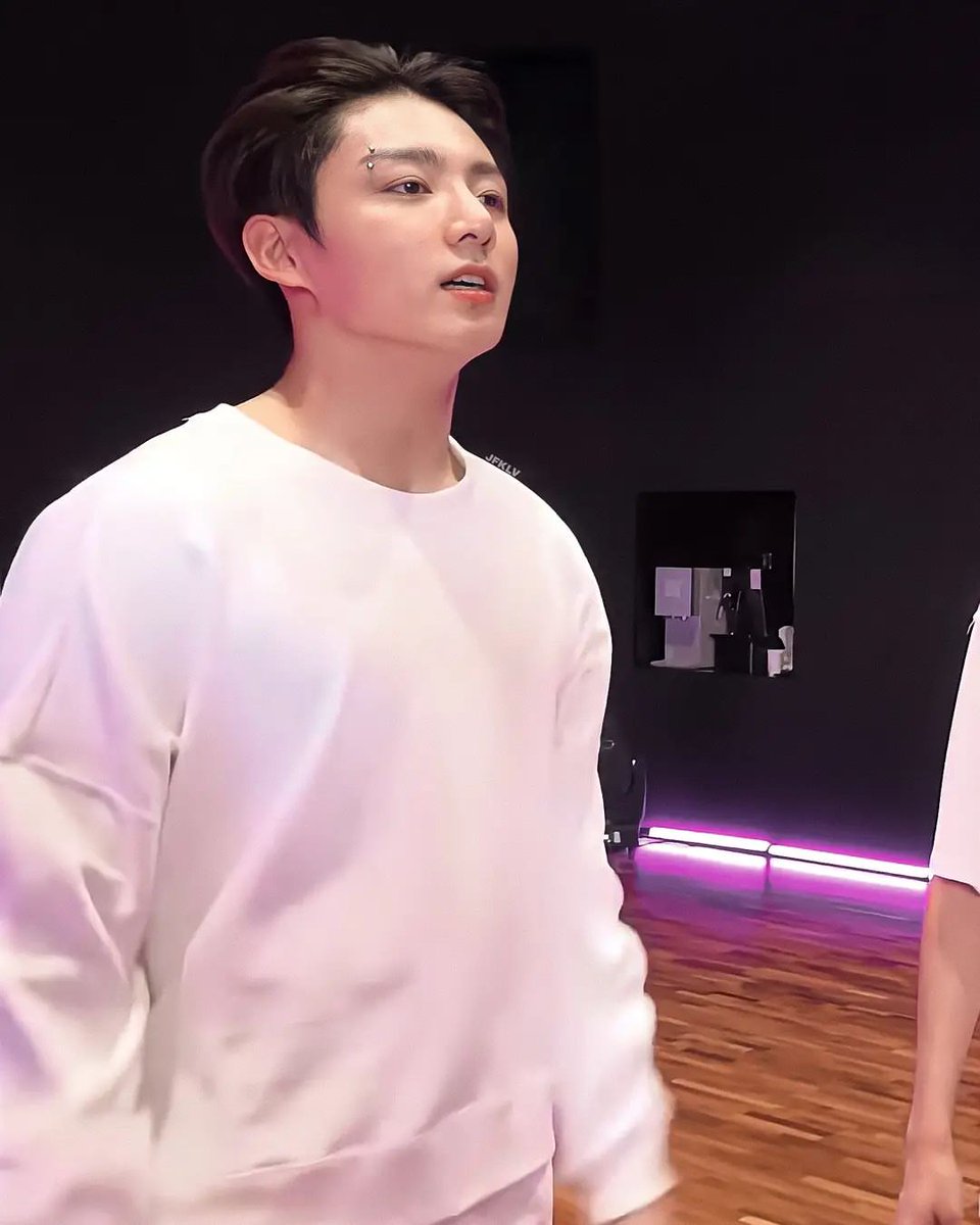 BDARMY0613's tweet photo. #JUNGKOOK #JK #JJK #JEONJUNGKOOK #BTSJUNGKOOK #BTS #BTSARMY #3J #3jdance #3jcomestodominatewithhisdance #3jisback https://t.co/BC9AJxa6w3