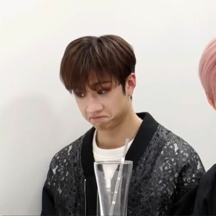 Ziipper4's tweet image. 생일 축하해 방찬!! 🎂🎂🎂🎂
사랑해❤❤❤❤
I hope you are happy
Thank you everything
#BangChan  #Bangchanbirthday #BangChanDay #Chan #StrayKids @Stray_Kids