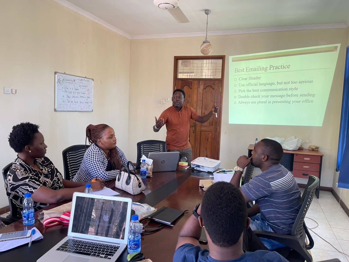 Kaka wa Taifa tweet media